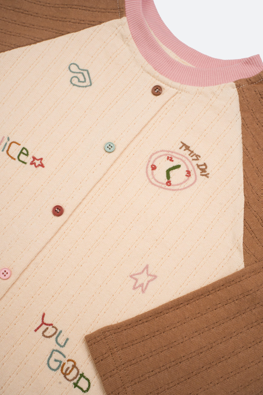 Кардиган с вышивкой