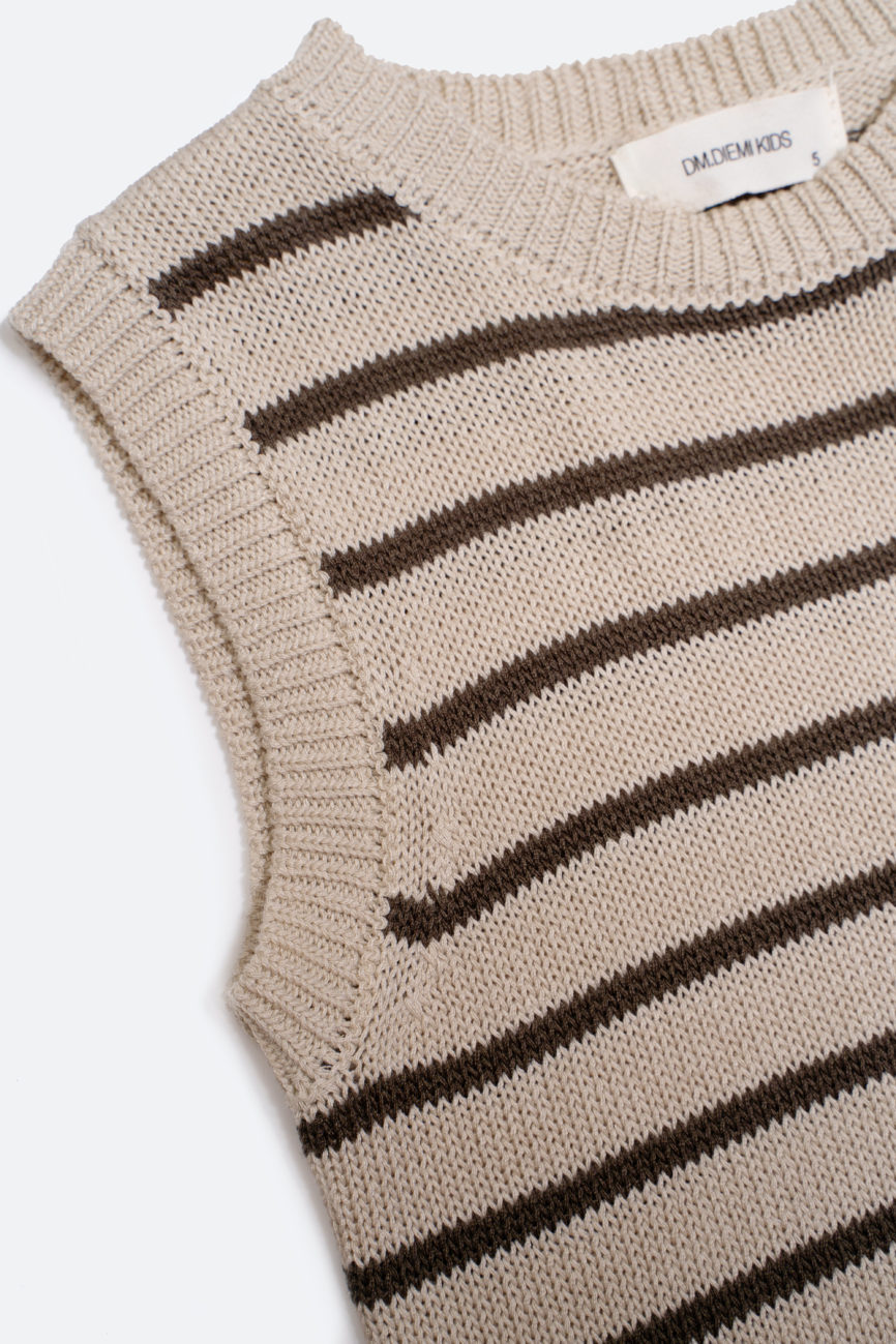 Топ вязанный