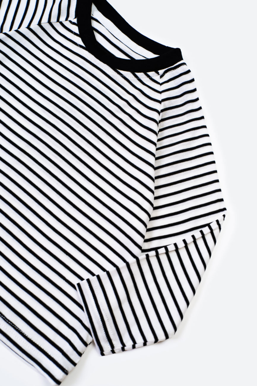 Лонгслив в полоску