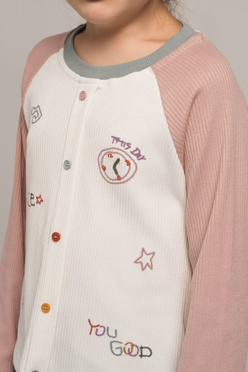 Кардиган с вышивкой