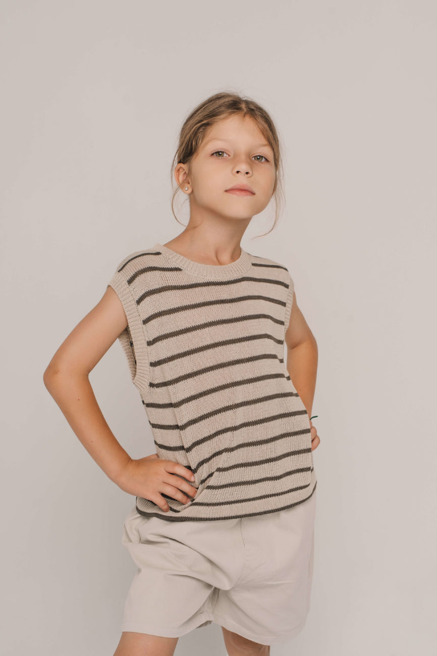 Топ вязанный